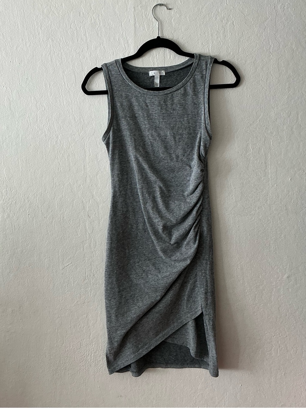 Leith Ruched Body-con Dress - Picture 4 of 10